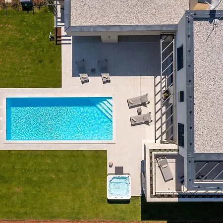 Beautiful Estate & Primavera Brtonigla
